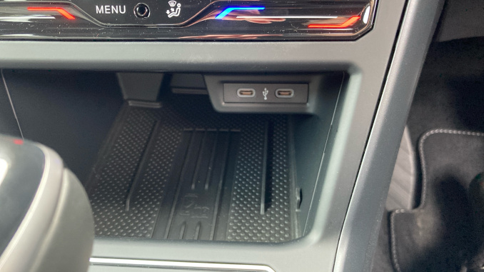 Volkswagen Taigo 1.0 TSI 115 Black Edition 5dr DSG Petrol Hatchback - Image 22